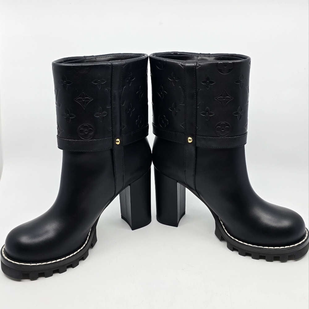 Louis Vuitton Star Trail Ankle Boot - Picture 7 of 15